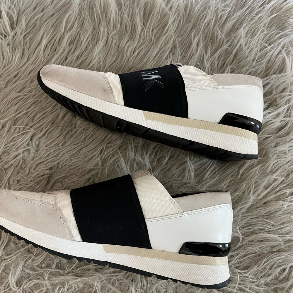Michael Kors Sneakers Size 9.5
